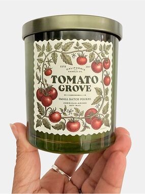 Leoben Company Tomato Grove Scented Candle - Green Glass Jar